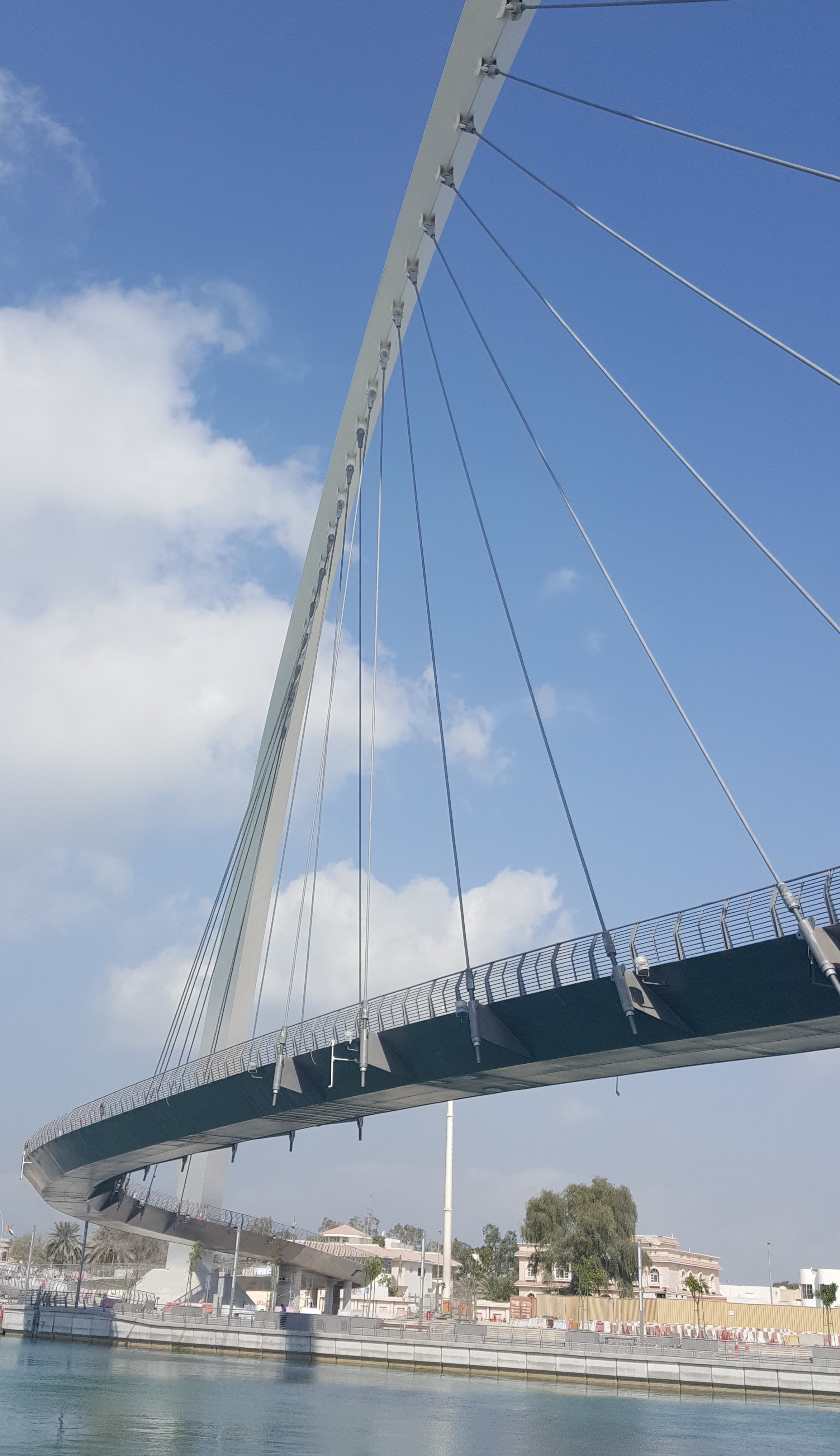 The Guide and Lead leadership program for schools and educational institutions is tailor made along your very specific needs, enabling you to focus on the prioritized tasks and guide others with empathy.