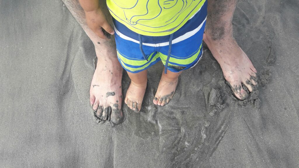 Kleine und große Füße, eine Reise